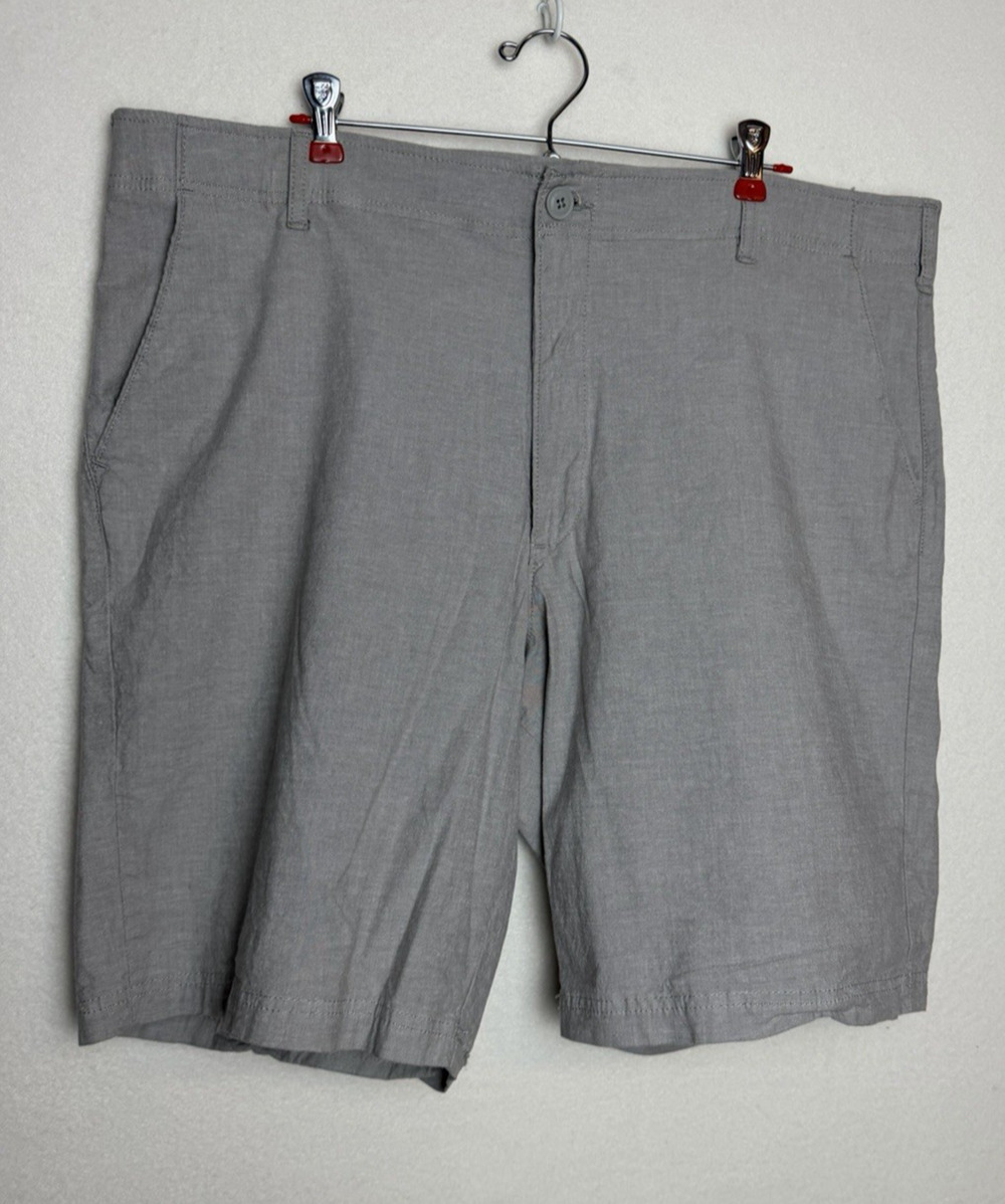 Lee Men's Extreme Comfort Gray Shorts Size 42 Flat Front Cotton Stretch